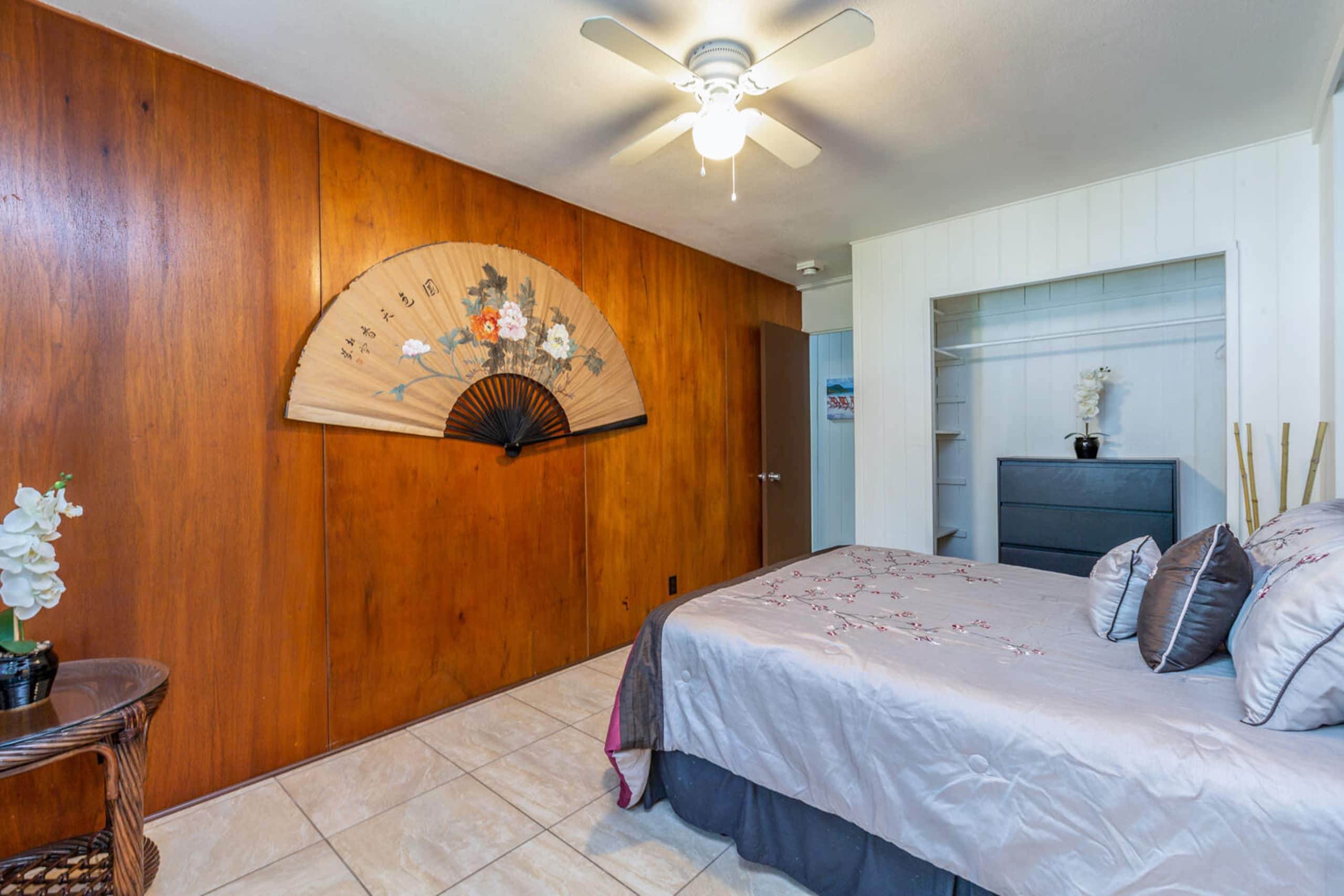 Home in Hilo · ★4.56 · 3 bedrooms · 6 beds · 1.5 private baths - Image 10
