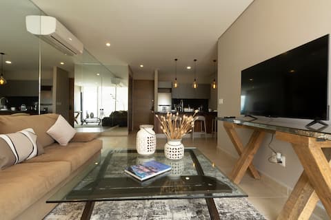 Top performing Airbnb: Bright & cozy near the new Angeles Hospital in Quintas Del Marqués
