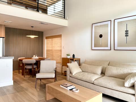 Top Airbnb: hikari | Japandi Boutique 2BR • 6 Min to Domain in Gracy Woods
