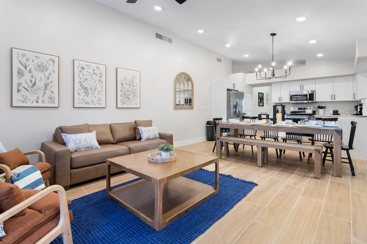5 Bd Home W/ Billiard, Spa, Arcades, Ping Pong - North Las Vegas, NV