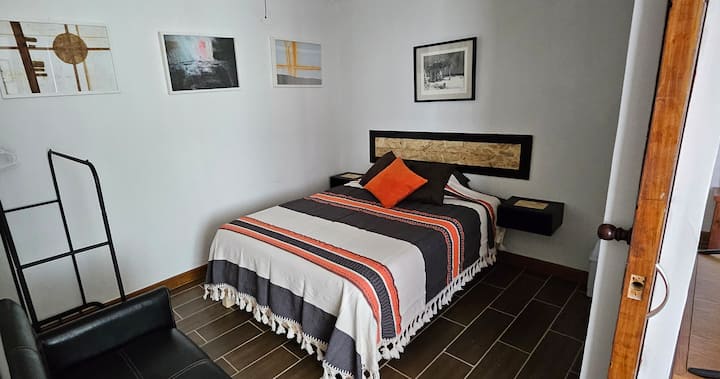 Spavaća soba 2 Unutar stana. 2. kat