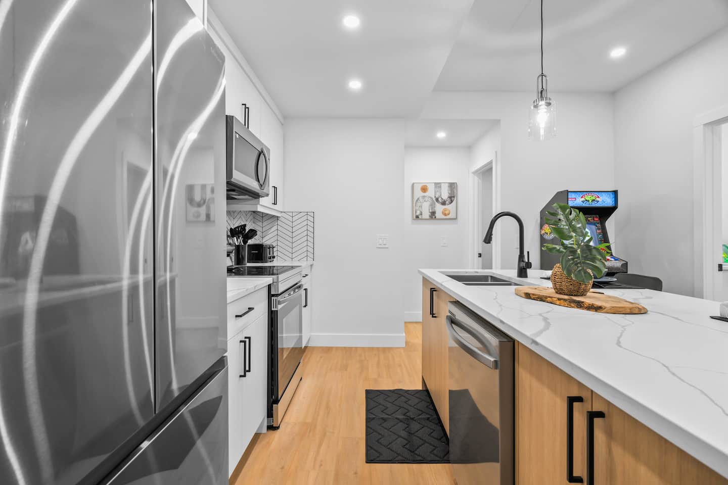 Lower kitchen
