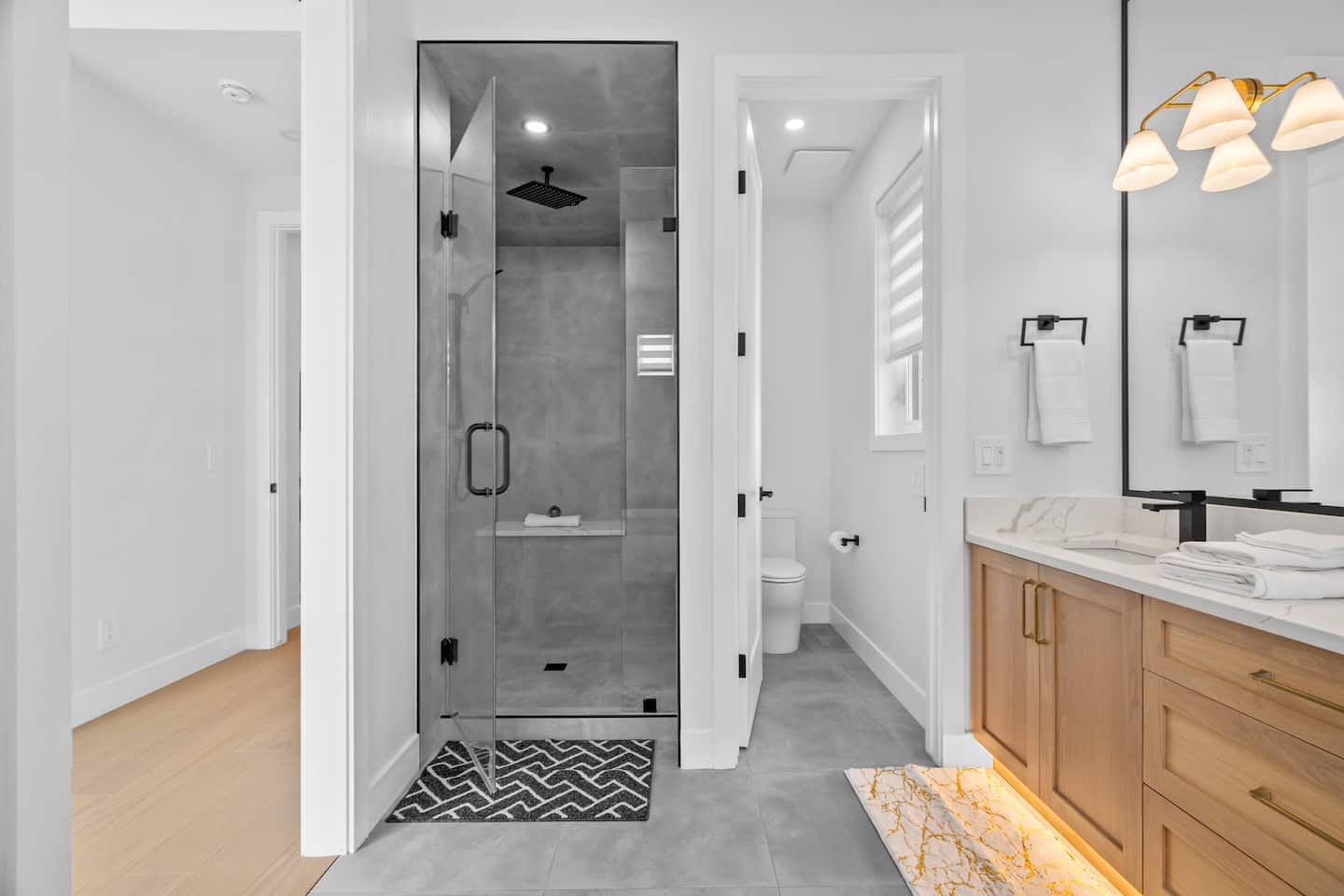 Master ensuite