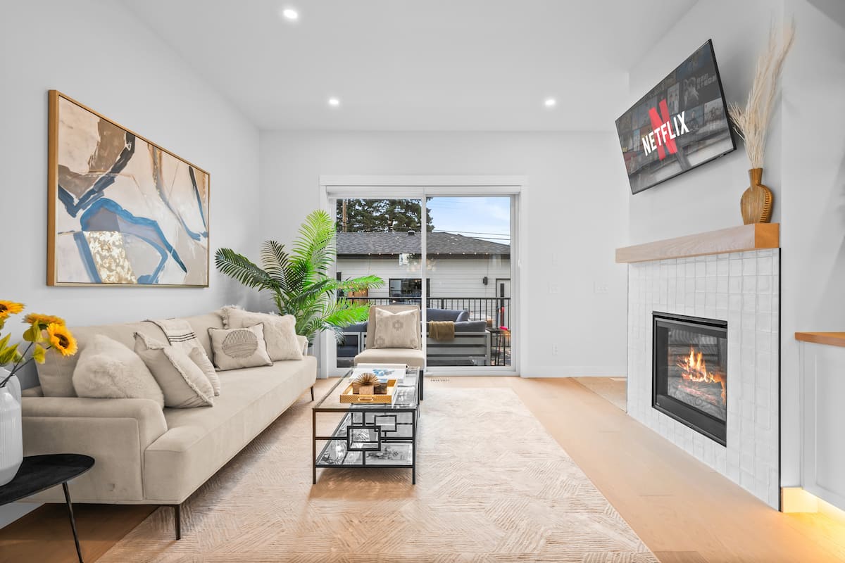 Upper living room