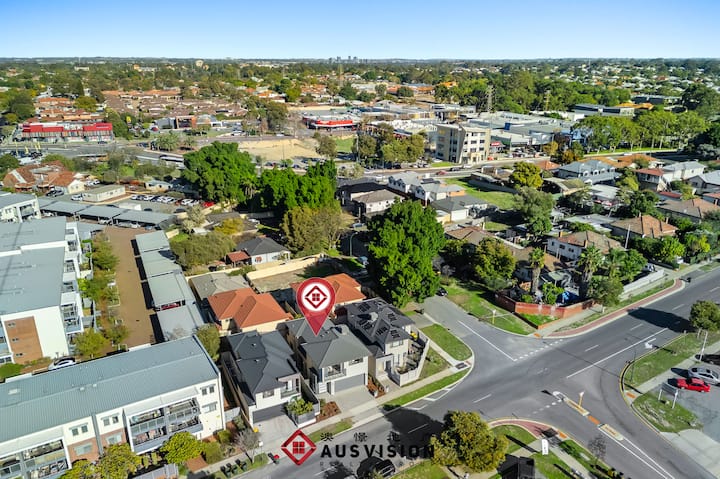 Urban 2-Story | CBD-Curtin Uni-Food Strip-Airport
