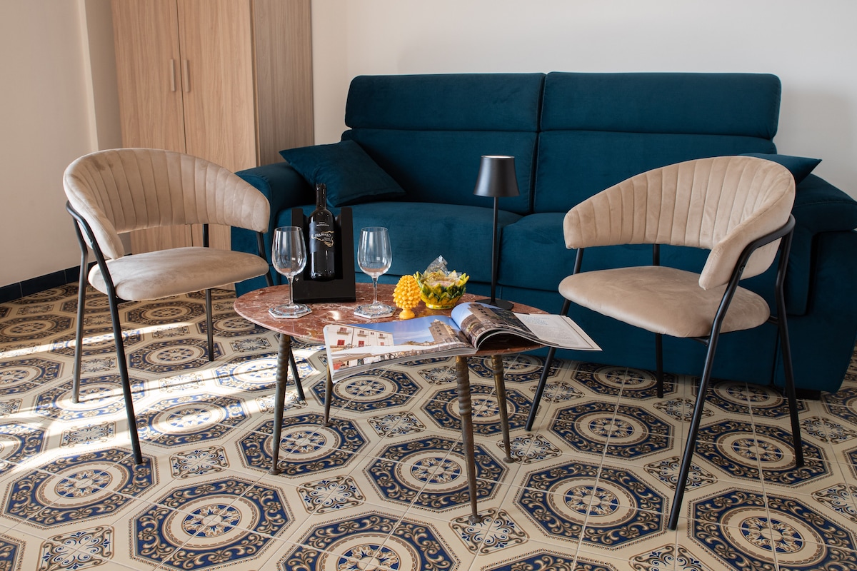 Top Airbnb: Comfort and elegance with a sea view a Cefalù