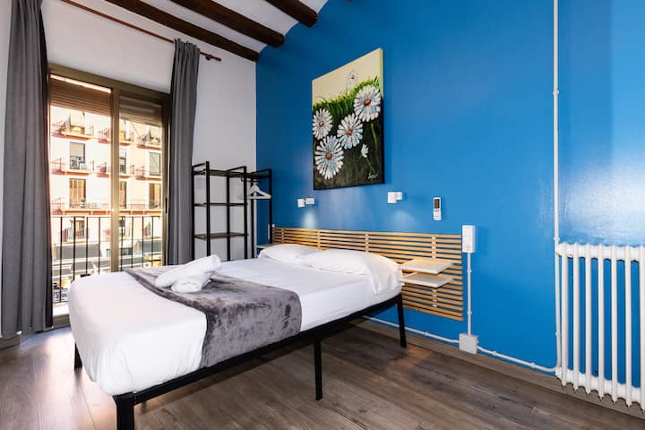 Habitación Doble En Hostal Forum - Tarragone