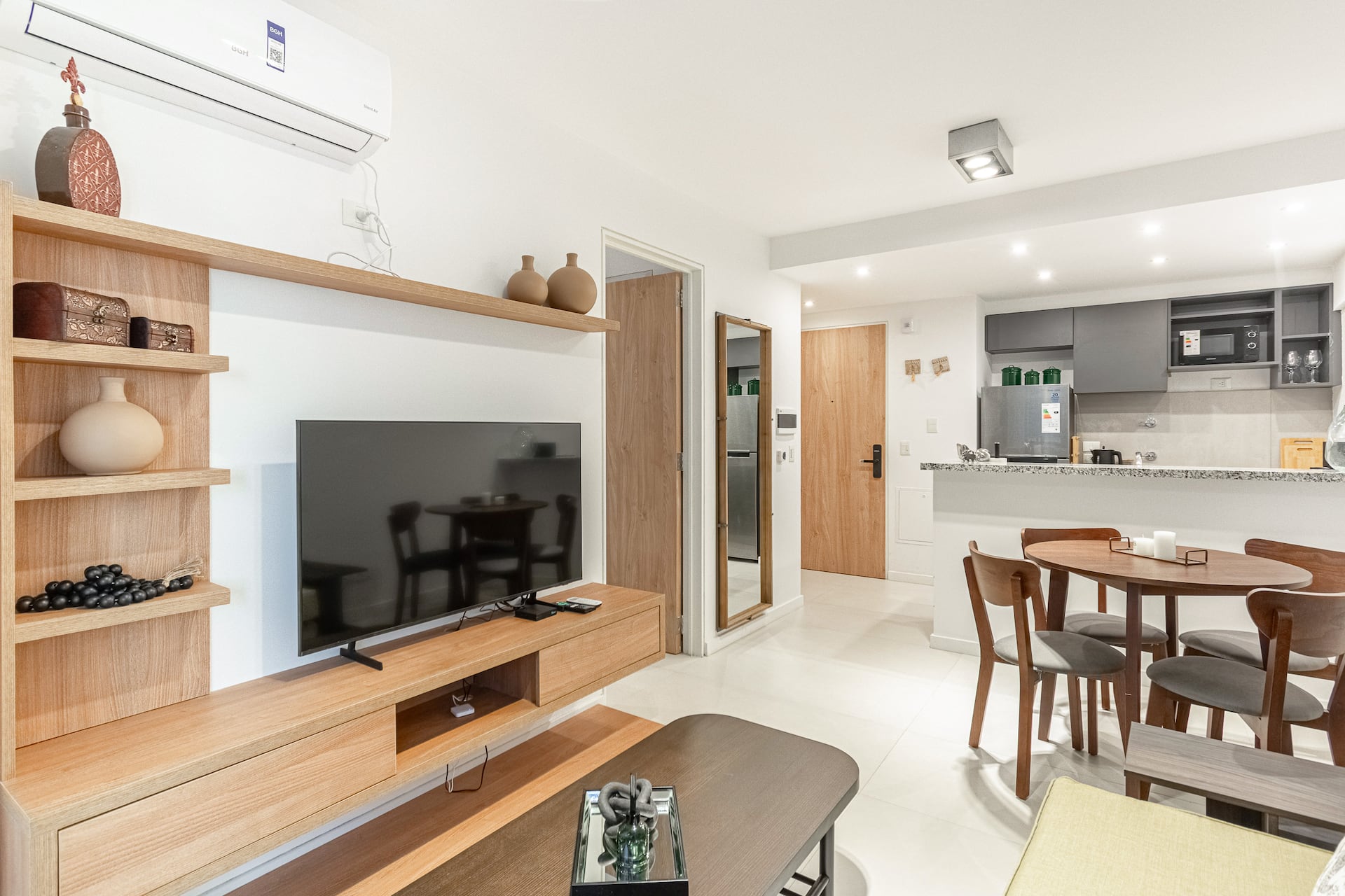 Apartamento com 2 quartos e varanda em Recoleta