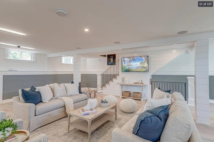 Salle familiale et salle à manger supplémentaire