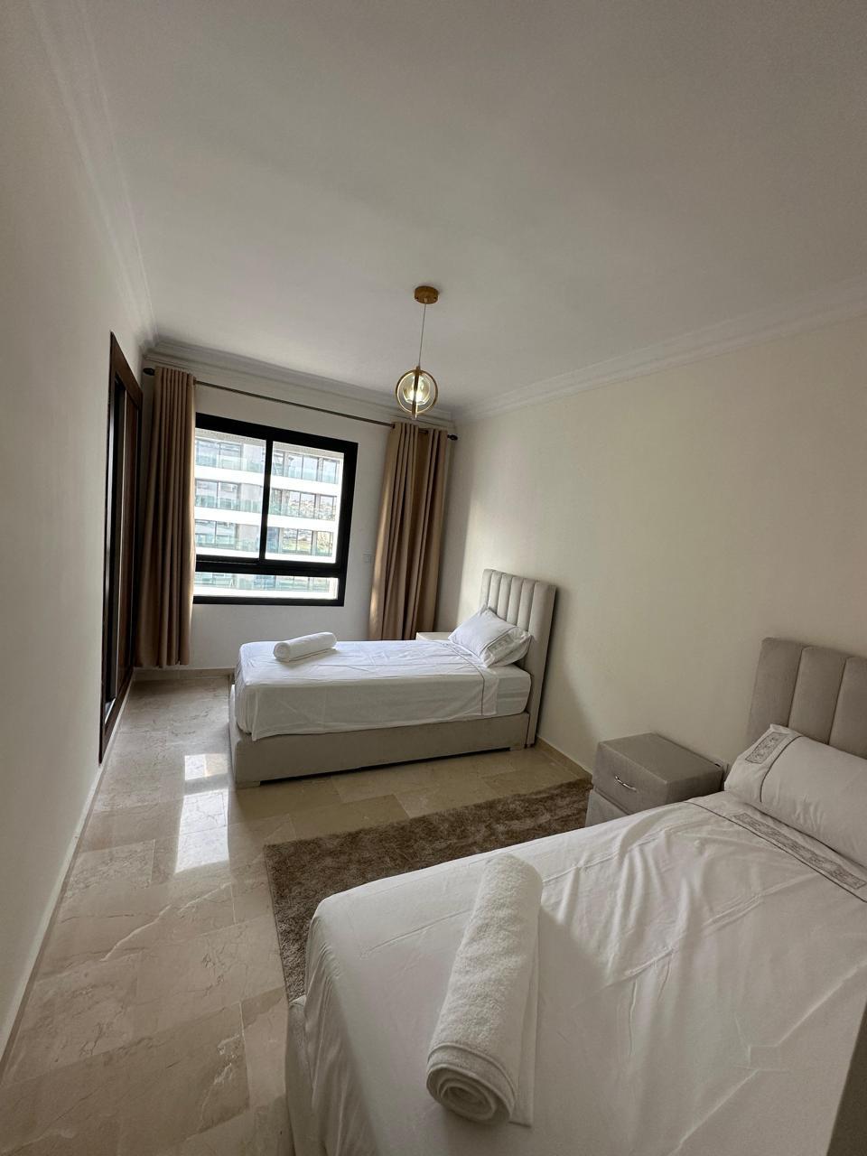 კომფორტული ოთახი-ჰილტონ-ტენჯერი, საძინებელი-ტურიზმი-მალაბატა, ლუქსი-ტანგერი
