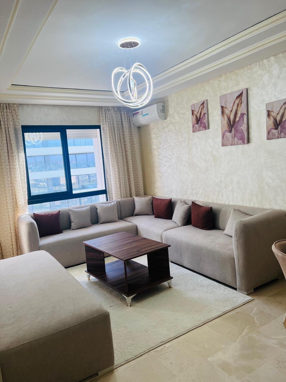 მისაღები ოთახი - თანამედროვე ტანგერი, მისაღები ოთახი-აპარტამენტი
