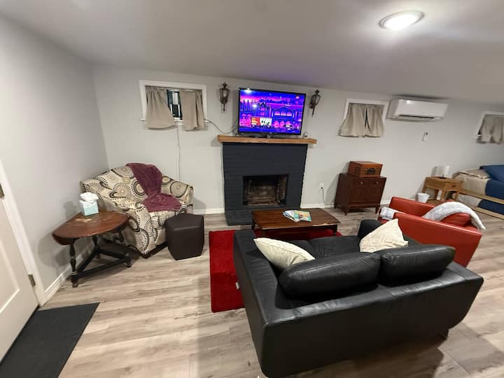 The Underground Lounge: A Private Escape - Richmond, VA