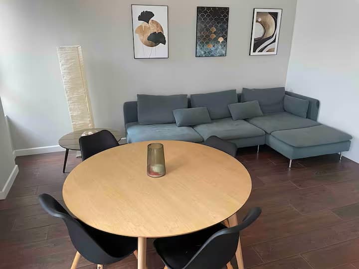 Cozy 3-room Apt – 13 Min Beach & 18 Min Old Town - Budva