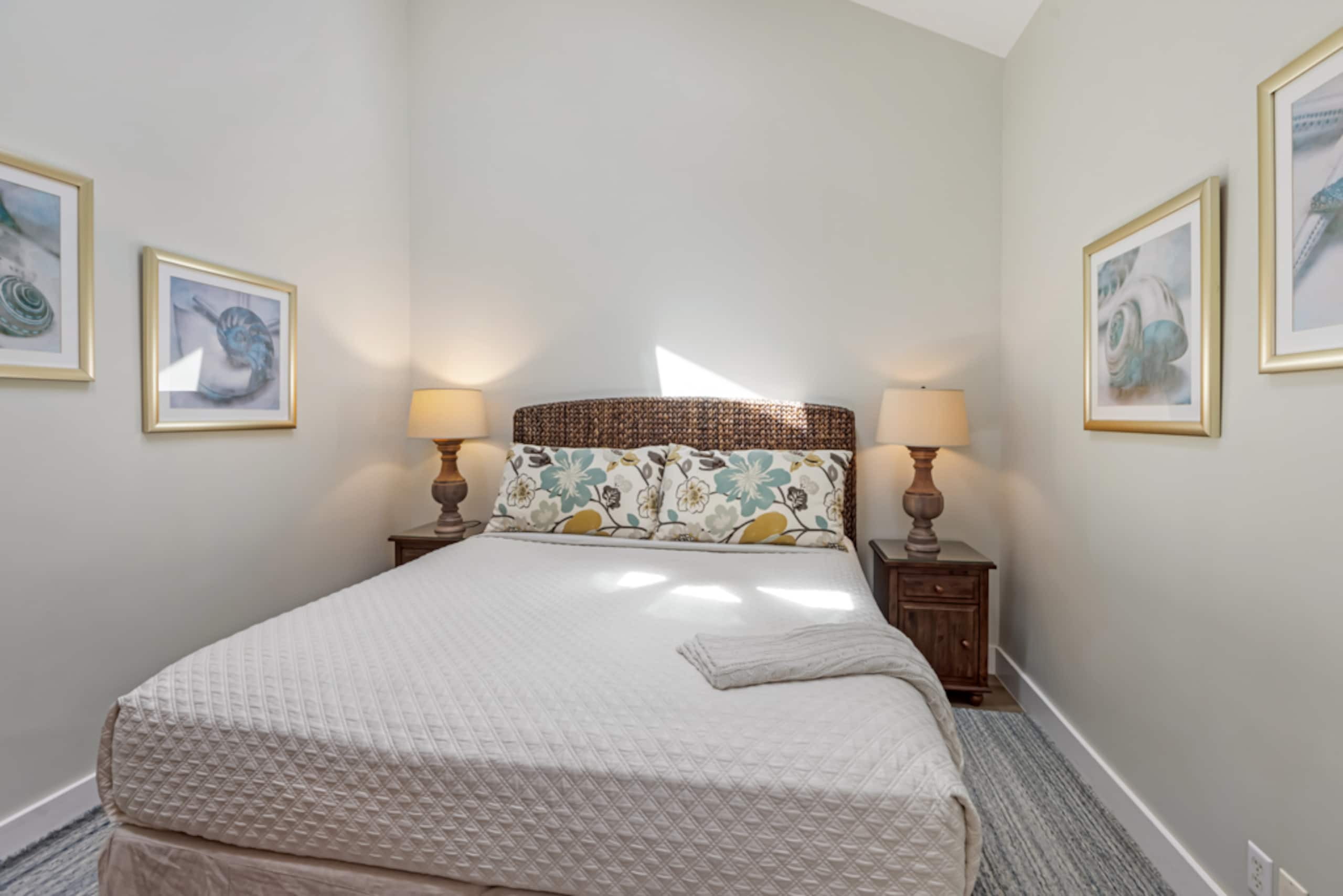 Luxury Condo In Poipu Beach - Image 14