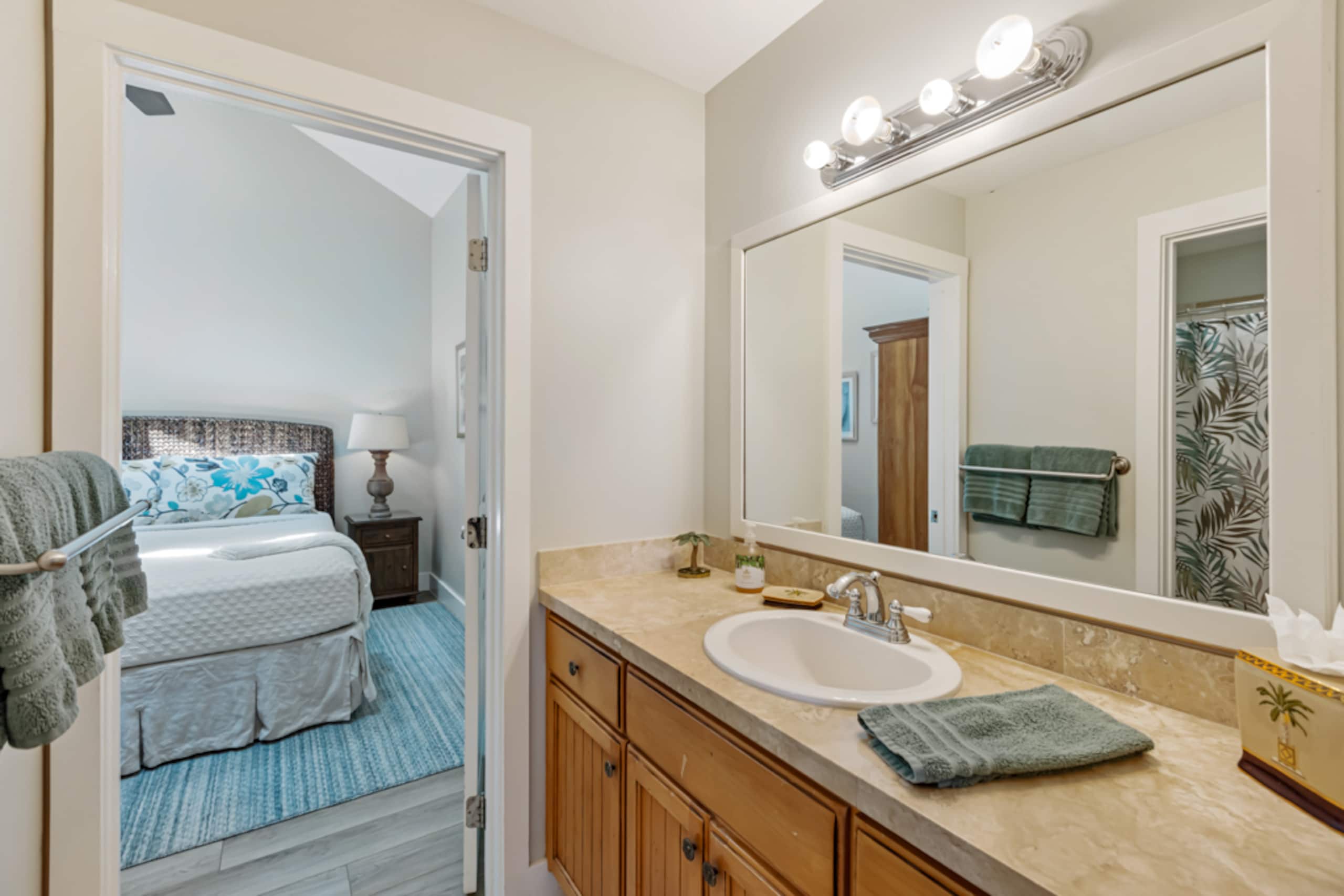 Luxury Condo In Poipu Beach - Image 28