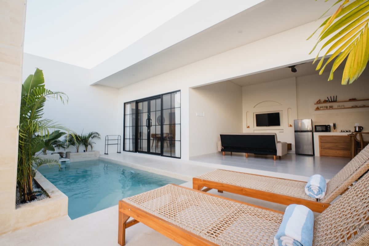 Gisela Villa With Private Pool photo 12