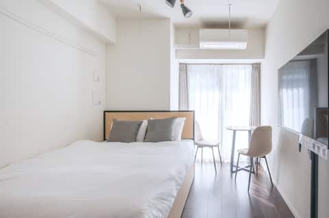 4 minutes by train to Shinjuku Station! /d04