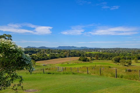 Stay Blume – Heart of Gympie!

The Blume Rooms.