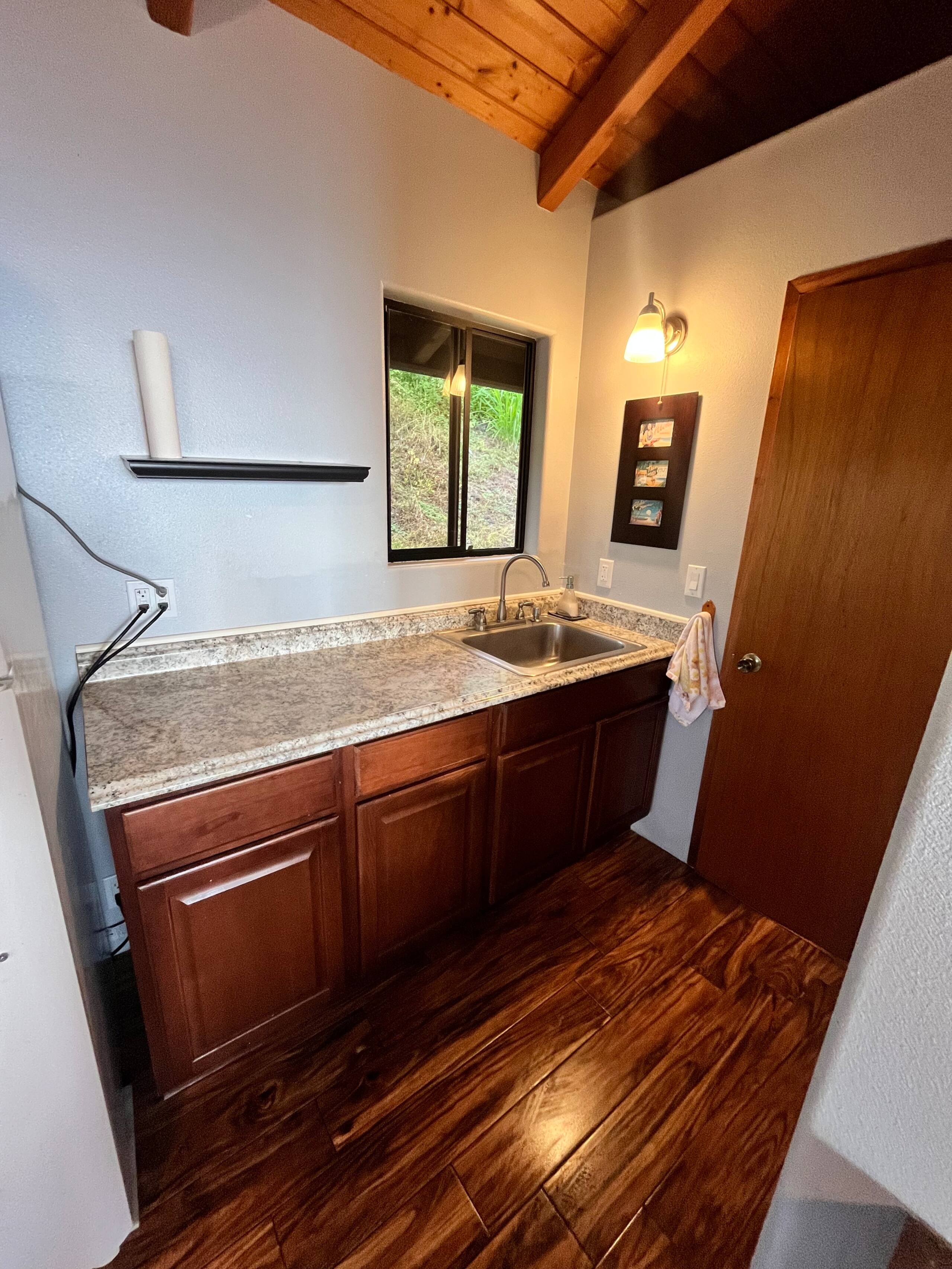 Spacious air-conditioned studio - Photo 8