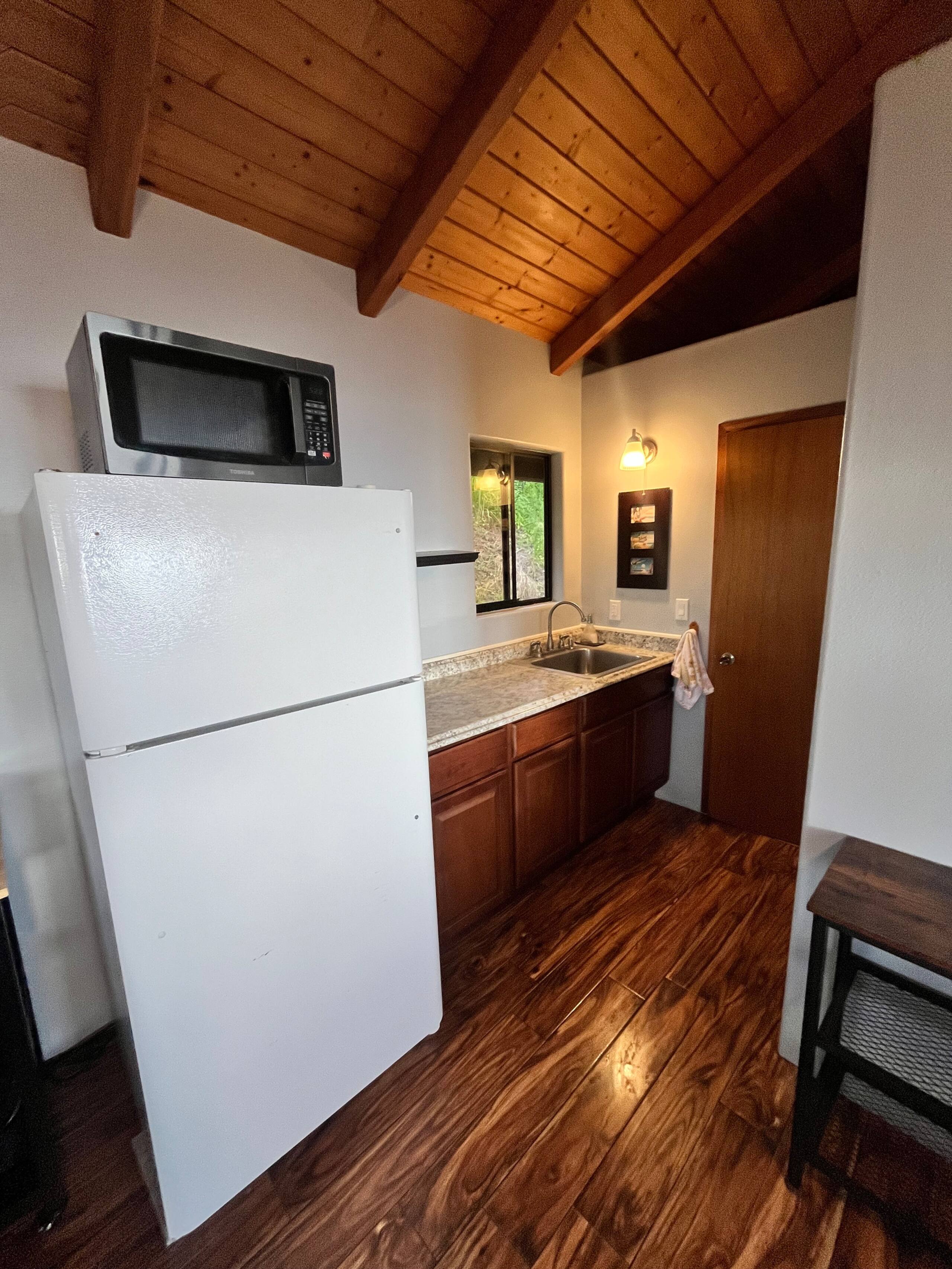 Spacious air-conditioned studio - Photo 9