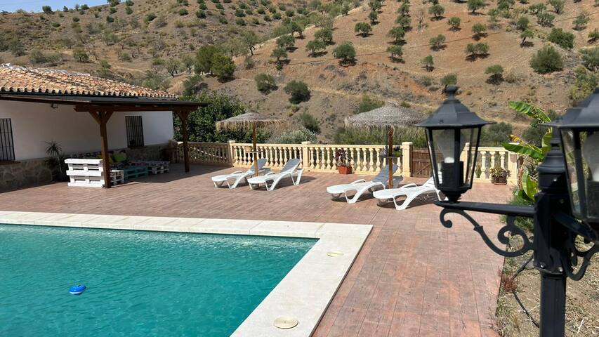 Rentals Grupo Iberica managed Airbnb listing 1