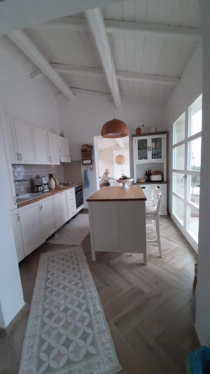 Monti Di Li Fèmini - Villa Vista Mare & Piscina - Sardinia