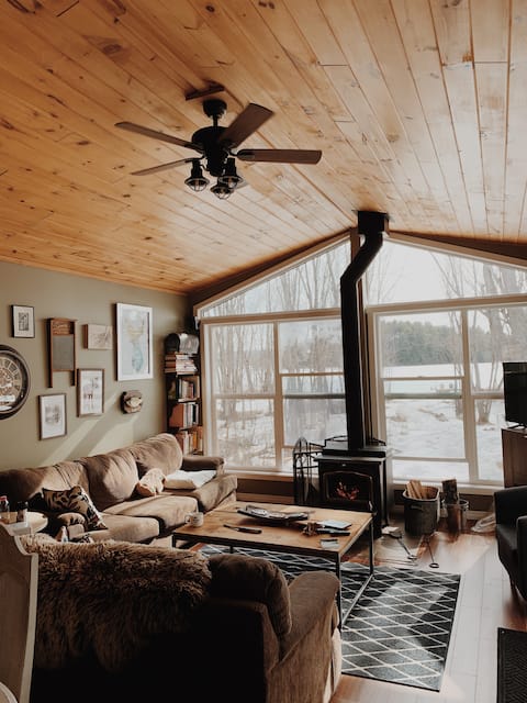 Lakefront | Fireplace | Canoe | kayaks& SUP | dock