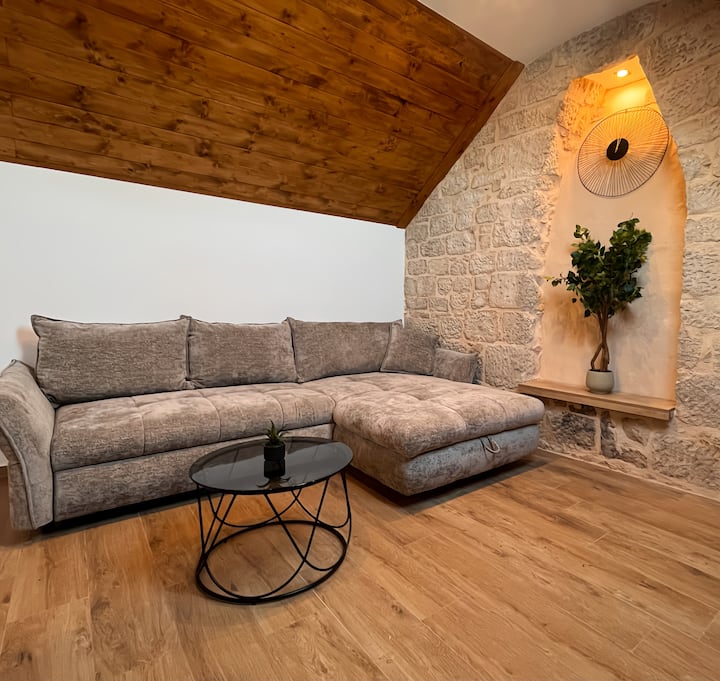 White House-penthouse Apartment - Sinj