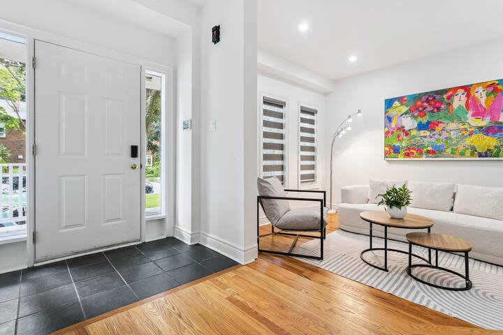 Modern 4-Bed 4Bath Home |Parking |Crib |Gym |Games gallery image 2