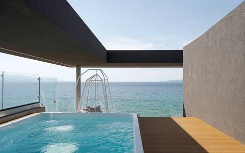 Junior Suite by Avant Blue Boutique Hotel