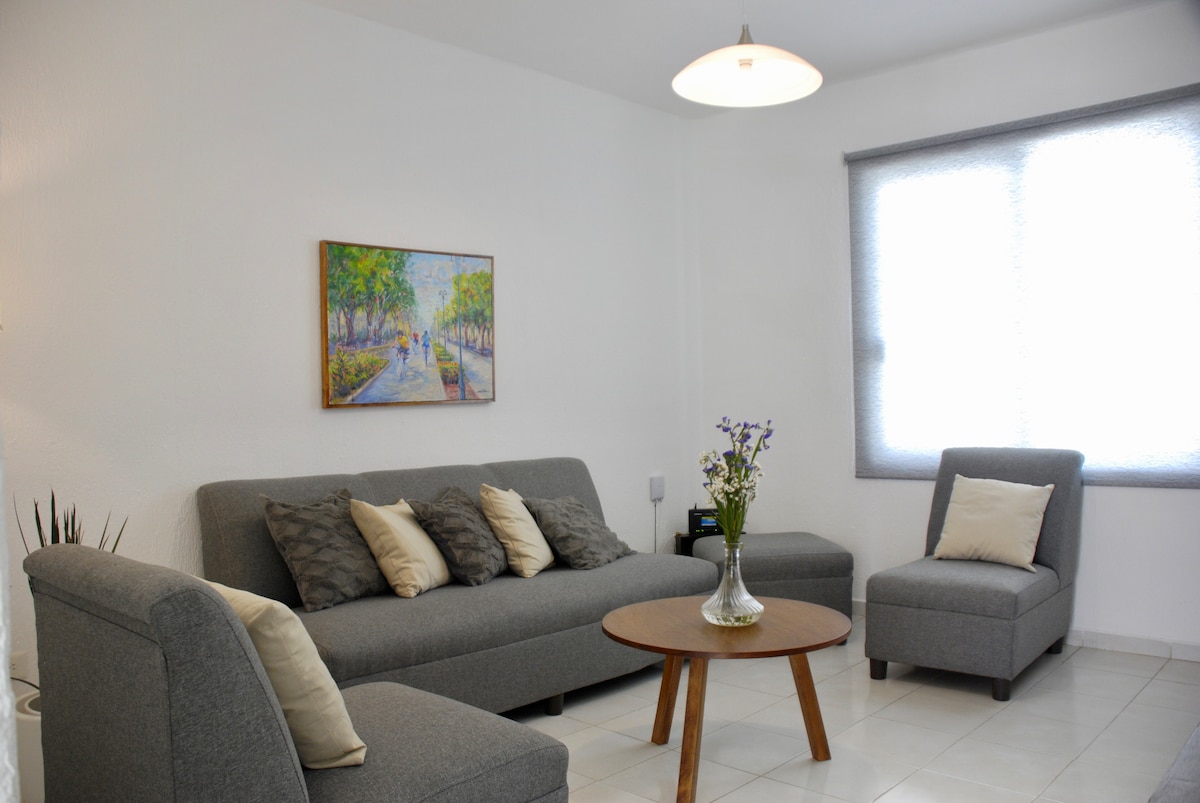 Airbnb con mejor rendimiento: Fully equipped house near Altabrisa en Fraccionamiento Floresta Residencial