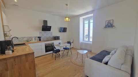 Top Airbnb: Cozy apartment in the heart of Le Conquet in Le Conquet