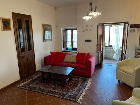 Top Airbnb: Farmhouse with incredible view with pool a Umbertide