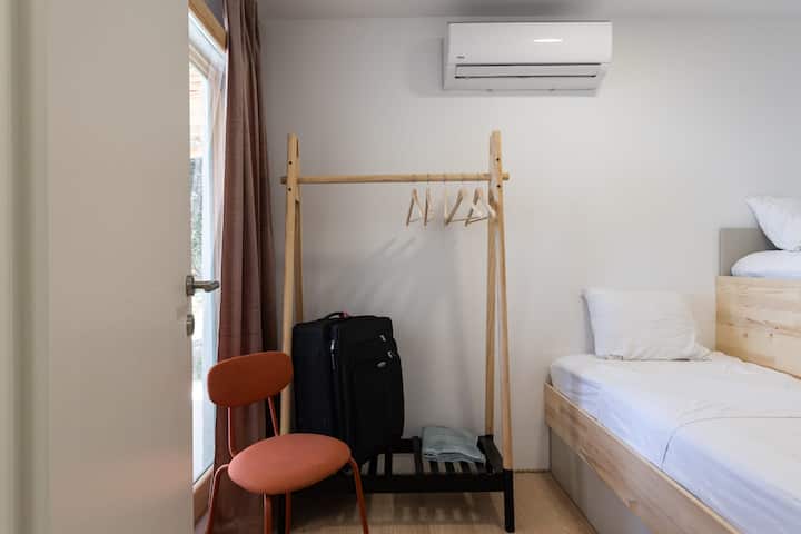 غرفة النوم 2