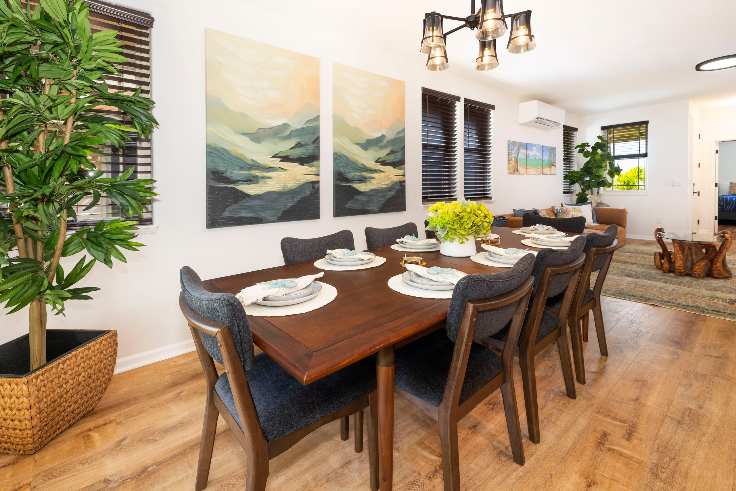 Home in Waianae · ★5.0 · 7 bedrooms · 12 beds · 5.5 private baths - Image 24