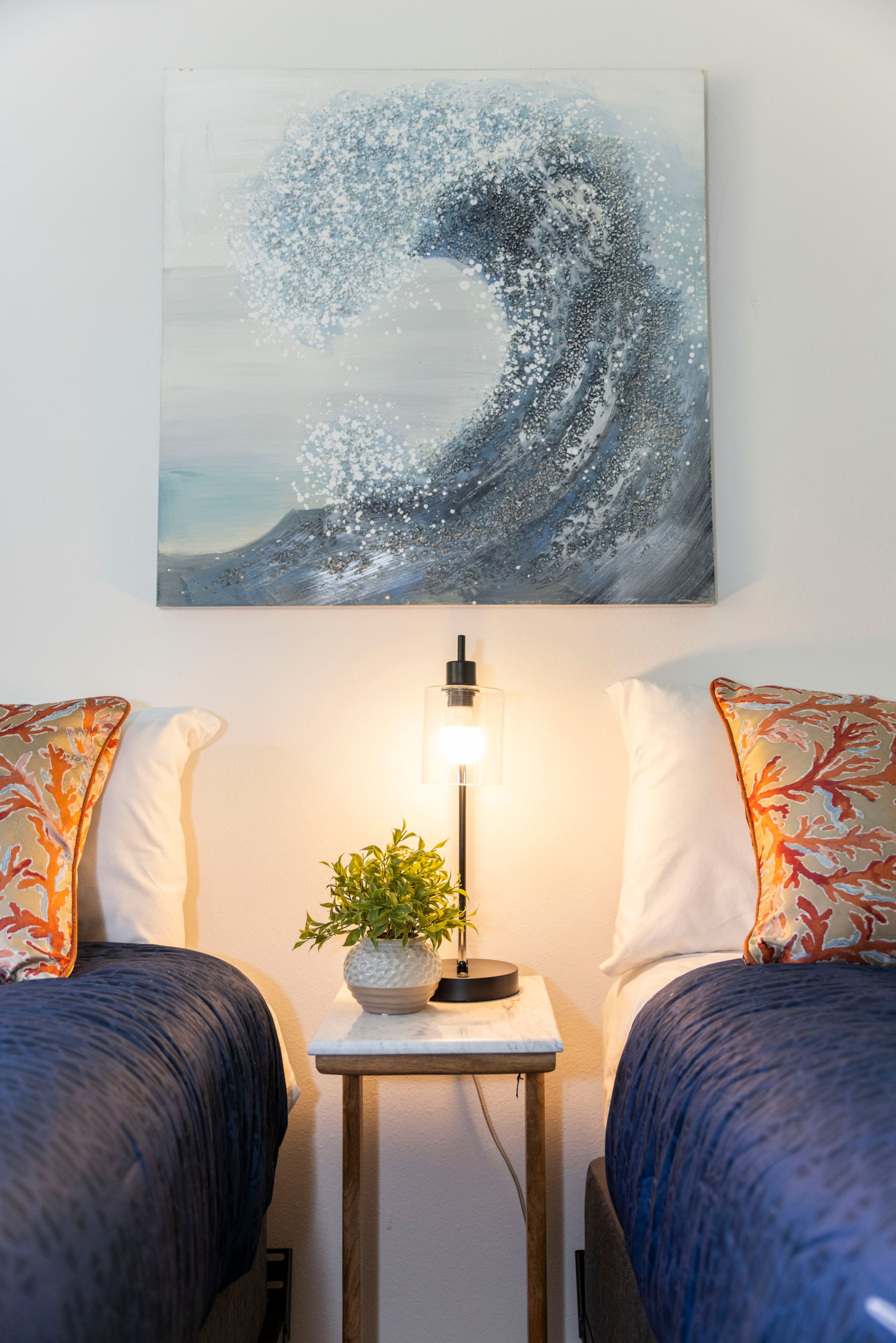 Home in Waianae · ★5.0 · 7 bedrooms · 12 beds · 5.5 private baths - Image 10