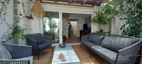 Anuncio de Airbnb popular: The Terraces en Alacant / Alicante