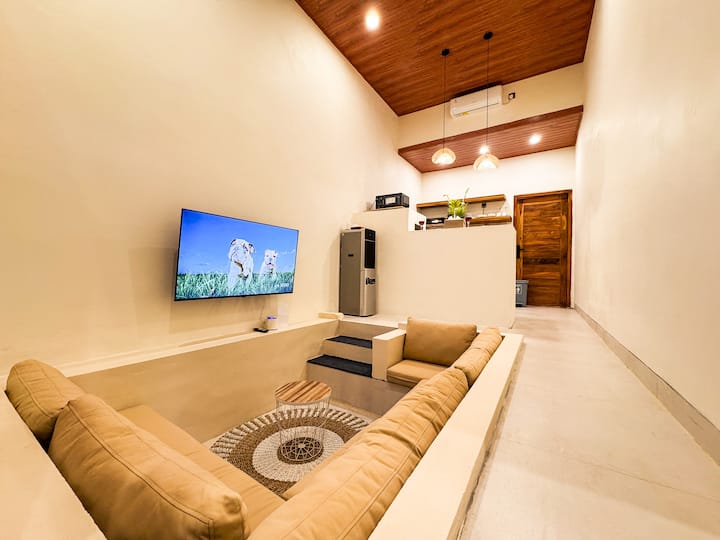 Brand New! Stylish Tropical Hideaway Private Pool - Jimbaran