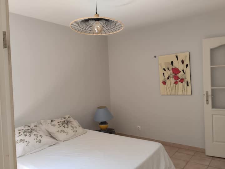 საძინებელი 2