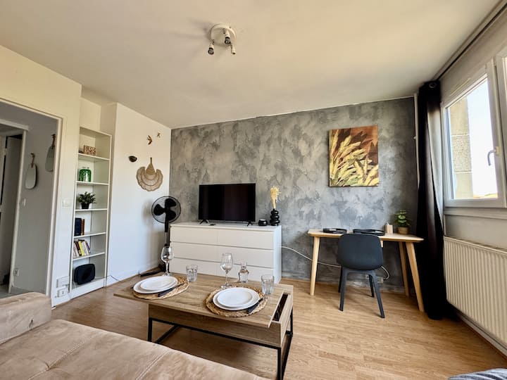 Cosy Studio Centre-ville & Rer A - ibis Saint Germain en Laye Centre