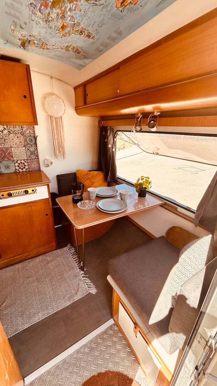 Homestay In "Hansi" The Caravan - De Haan