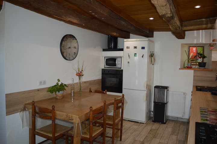 Jolie Maison De Caractère à 5 Min D'aurillac - Cantal