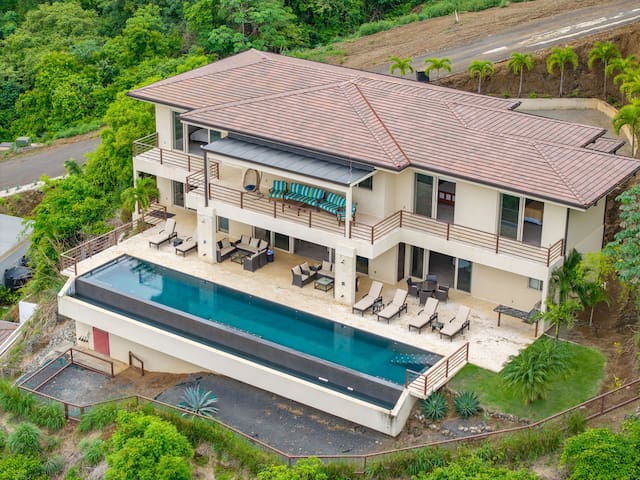 Sunbeach Luxury Property Management managed Airbnb listing 2