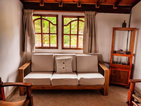 Popular Airbnb listing: Private Retreat: Jacuzzi & peace near Guatape rock in Guatapé