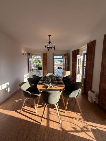 The Duke’s Luxury River House gallery image 2