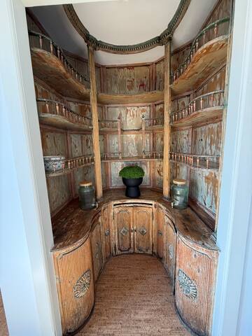 The Duke’s Luxury River House gallery image 4