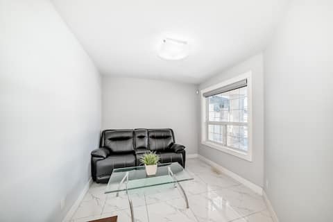 Successful Airbnb property: Free Parking | 4BR Spacious Home | KING Bed in Saddle Ridge