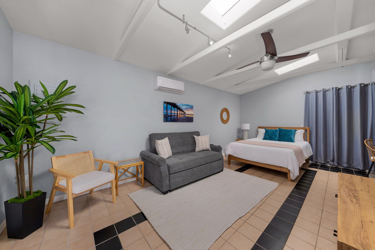 Საოჯახო სასტუმრო - სძინავს 4