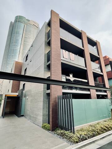 ALO GROUP managed Airbnb listing 3