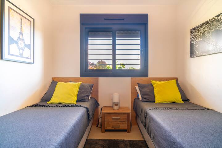 غرفة النوم 2